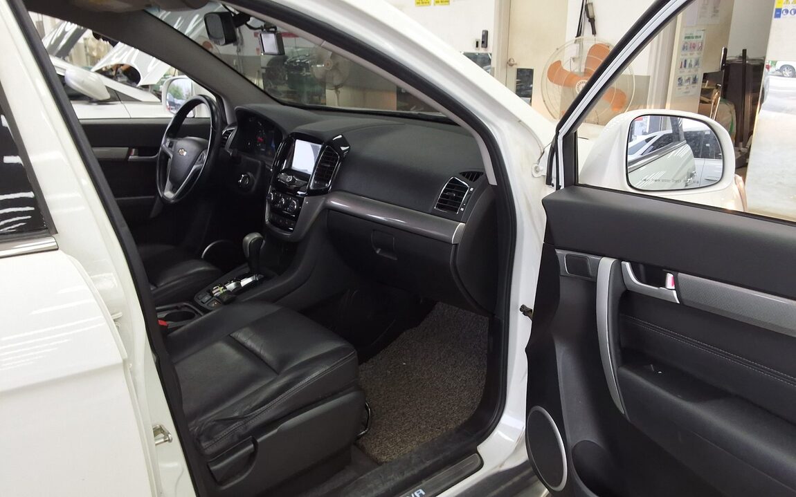 CHEVROLET (DAEWOO) CAPTIVA DIESEL 2.0 2WD LTZ 2016 - zdjęcie 14
