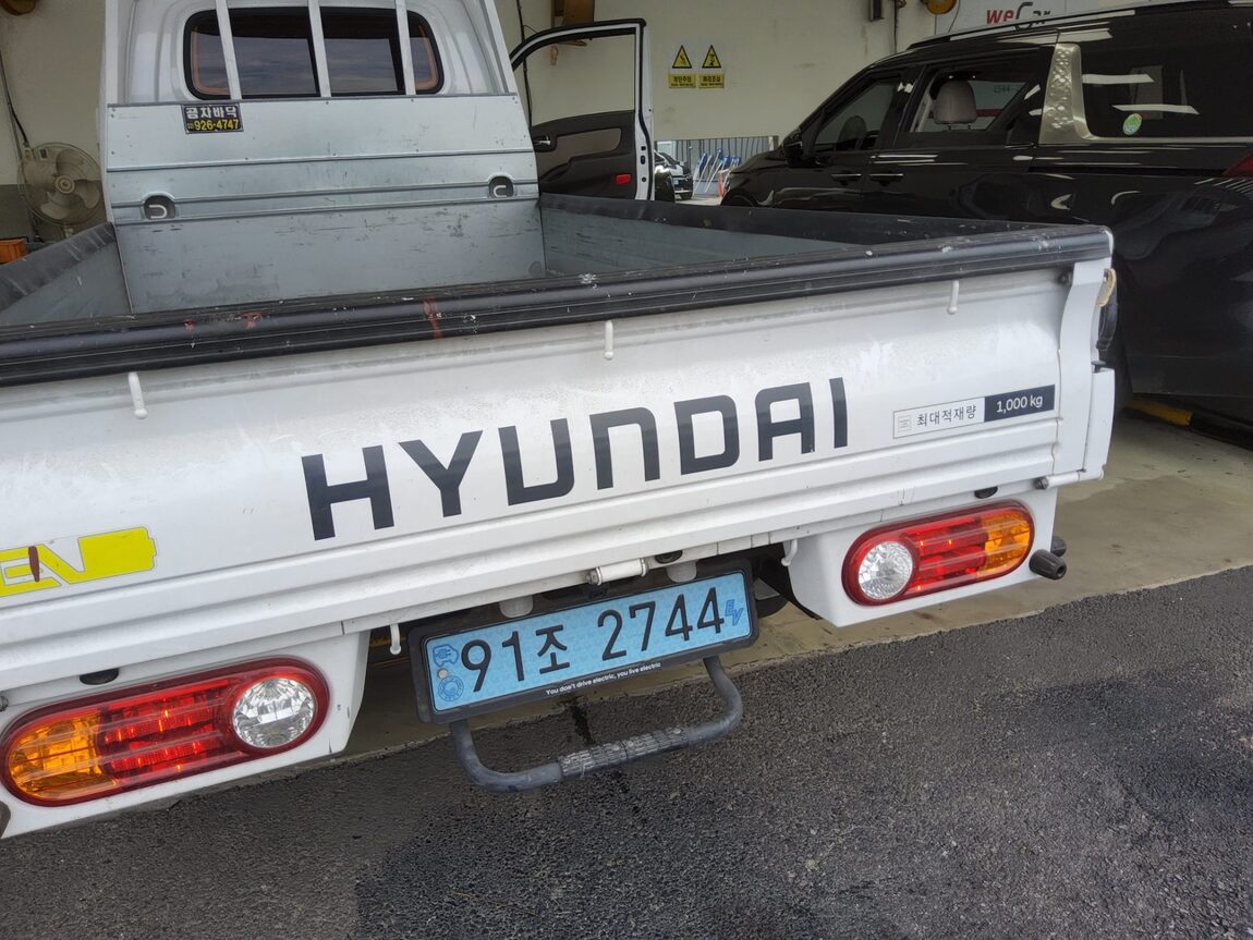 HYUNDAI PORTER II ELECTRIC CARGO PREMIUM SPECIAL 2022 - zdjęcie 12