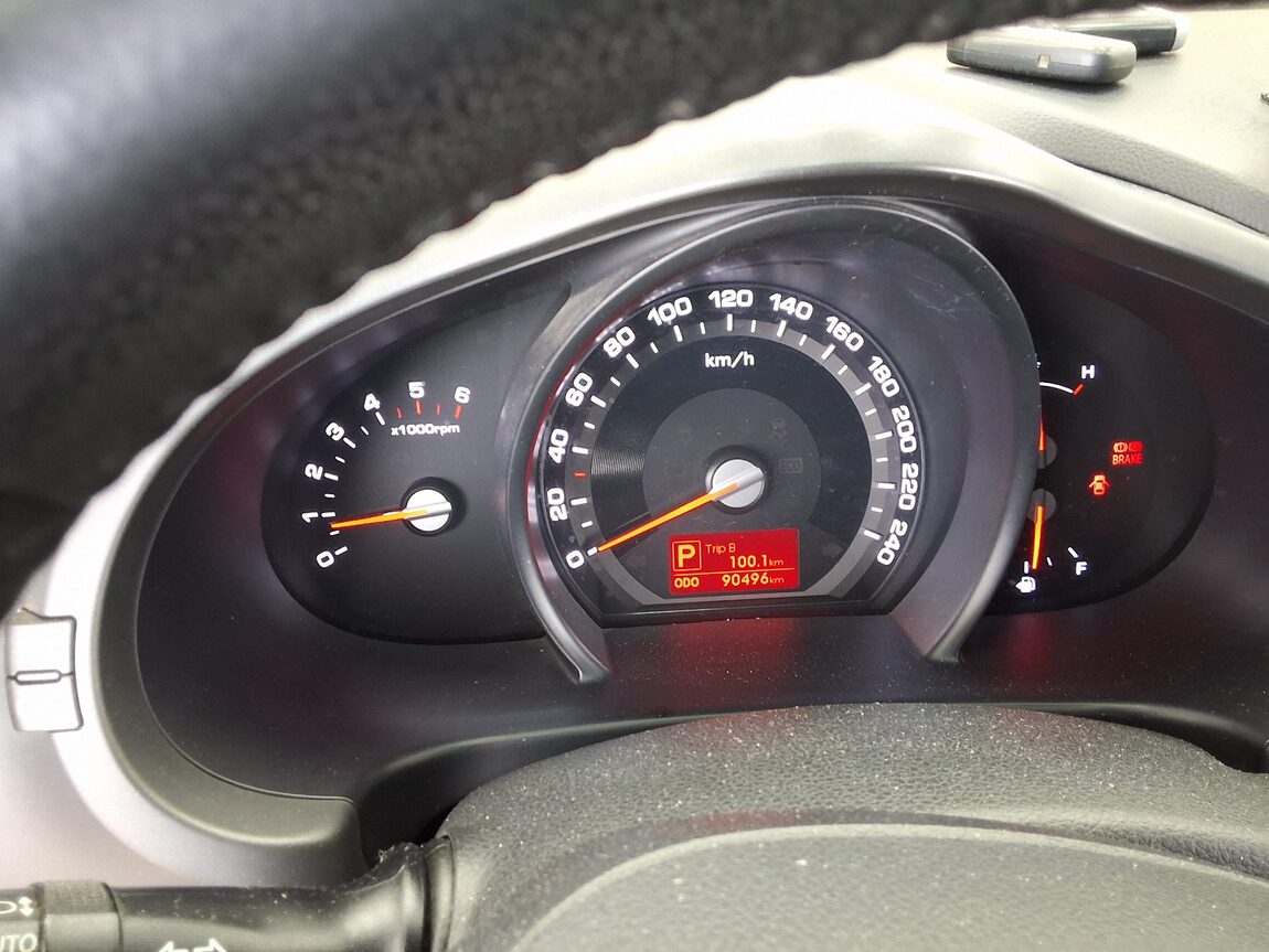 KIA SPORTAGE R DIESEL R2.0 2WD TLX LUXURY MODEL 2011 - zdjęcie 9
