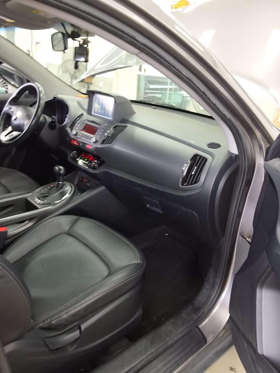 KIA SPORTAGE R DIESEL R2.0 2WD TLX LUXURY MODEL 2011 - zdjęcie 14