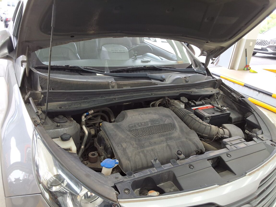 KIA SPORTAGE R DIESEL R2.0 2WD TLX LUXURY MODEL 2011 - zdjęcie 19