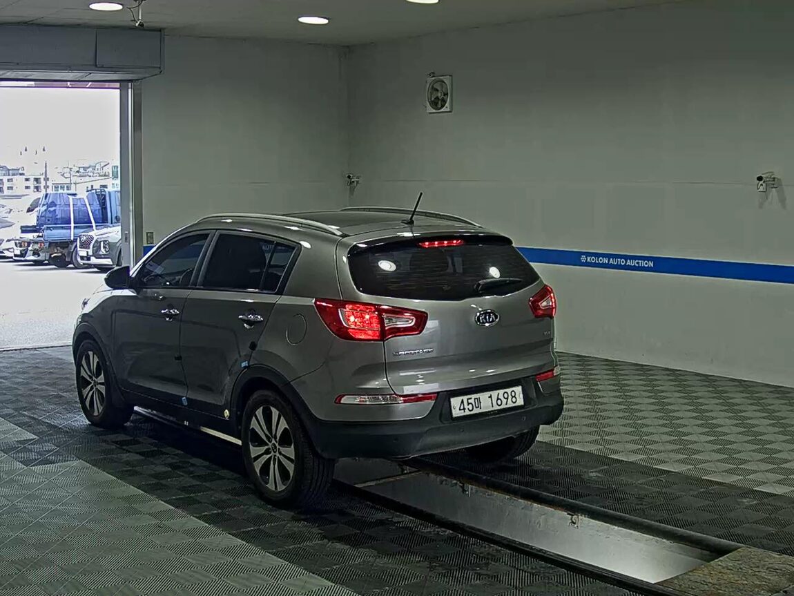 KIA SPORTAGE R DIESEL R2.0 2WD TLX LUXURY MODEL 2011 - zdjęcie 6