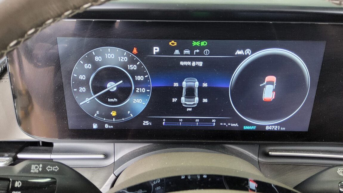 KIA NEW CARNIVAL (KA4) 9-SEATER DIESEL SIGNATURE 2023 - zdjęcie 9