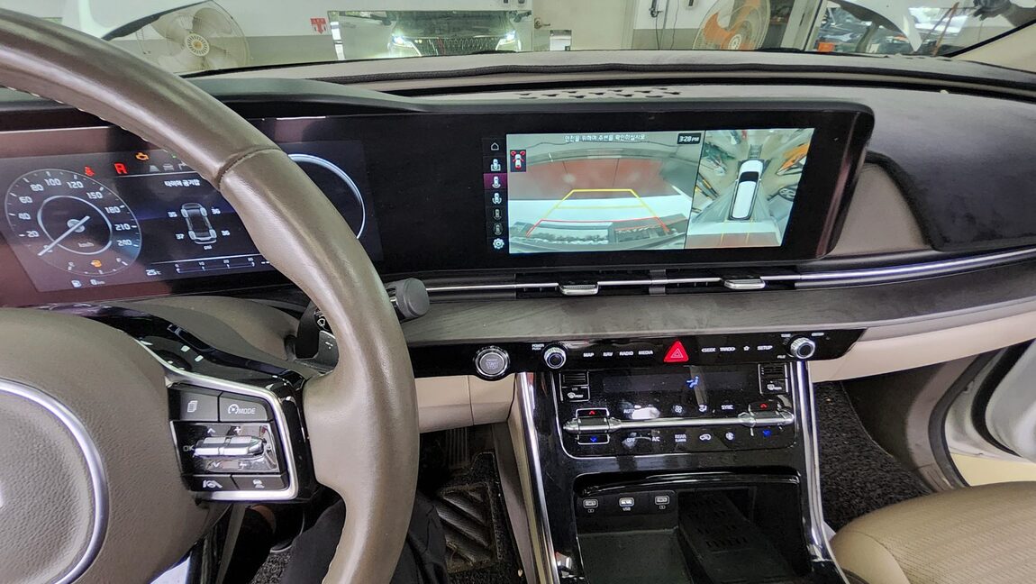 KIA NEW CARNIVAL (KA4) 9-SEATER DIESEL SIGNATURE 2023 - zdjęcie 19