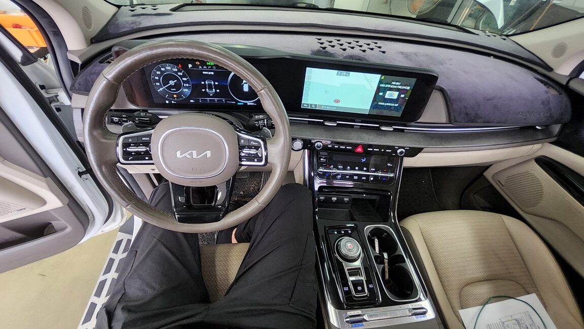 KIA NEW CARNIVAL (KA4) 9-SEATER DIESEL SIGNATURE 2023 - zdjęcie 11