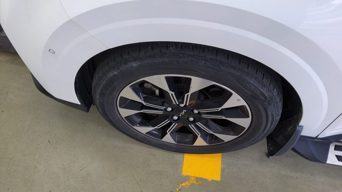 KIA NEW CARNIVAL (KA4) 9-SEATER DIESEL SIGNATURE 2023 - zdjęcie 24