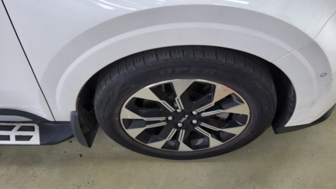 KIA NEW CARNIVAL (KA4) 9-SEATER DIESEL SIGNATURE 2023 - zdjęcie 26
