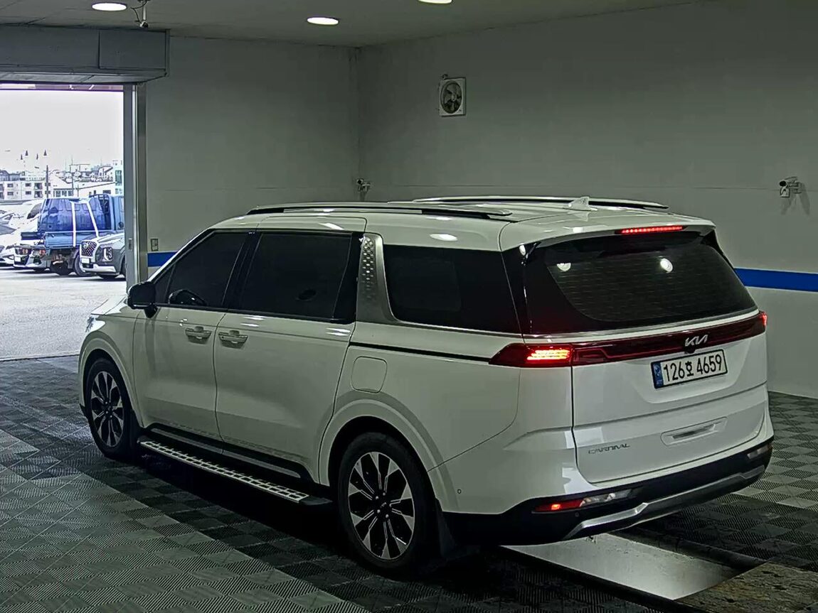KIA NEW CARNIVAL (KA4) 9-SEATER DIESEL SIGNATURE 2023 - zdjęcie 6
