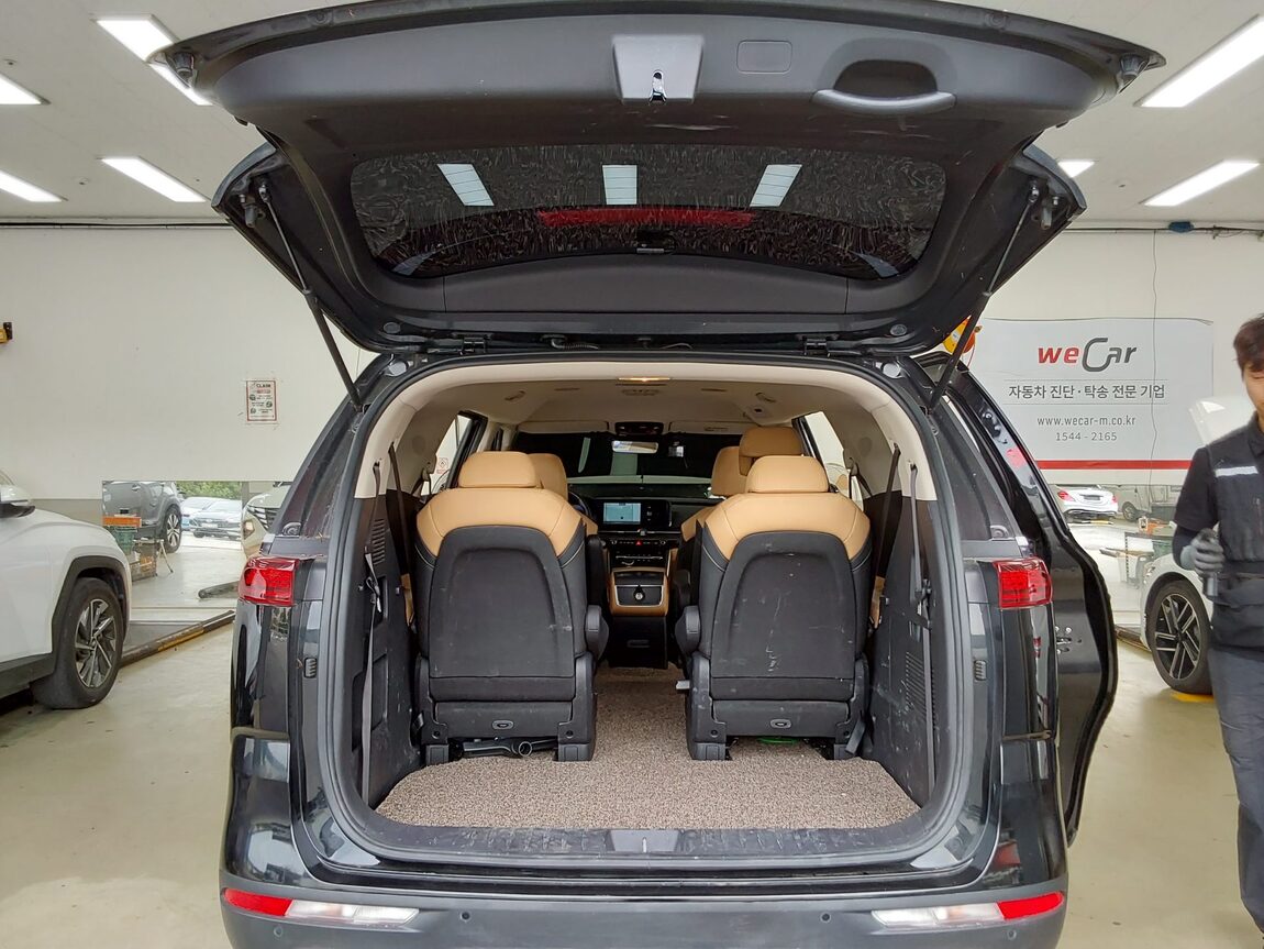 KIA NEW CARNIVAL (KA4) 9-SEATER DIESEL PRESTIGE 2023 - zdjęcie 15