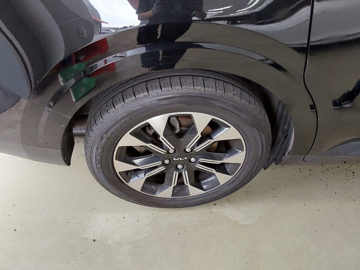 KIA NEW CARNIVAL (KA4) 9-SEATER DIESEL PRESTIGE 2023 - zdjęcie 23