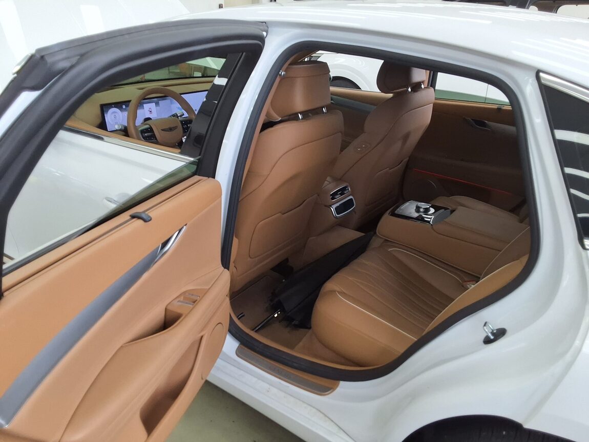 GENESIS NEW G80 GASOLINE 2.5 AWD BASE MODEL 2025 - zdjęcie 12