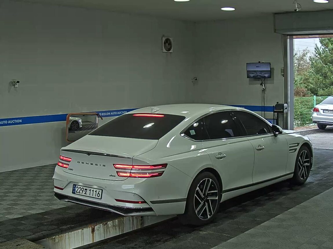 GENESIS NEW G80 GASOLINE 2.5 AWD BASE MODEL 2025 - zdjęcie 5