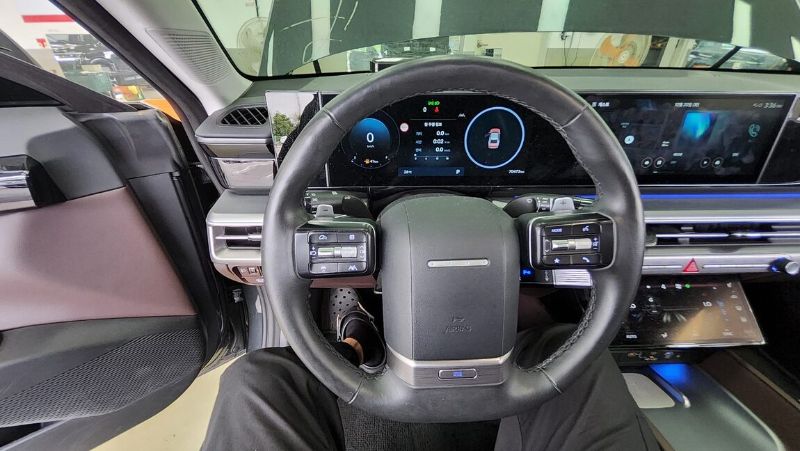 HYUNDAI THE ALL NEW GRANDEUR GASOLINE 2.5 PREMIUM 2023 - zdjęcie 17