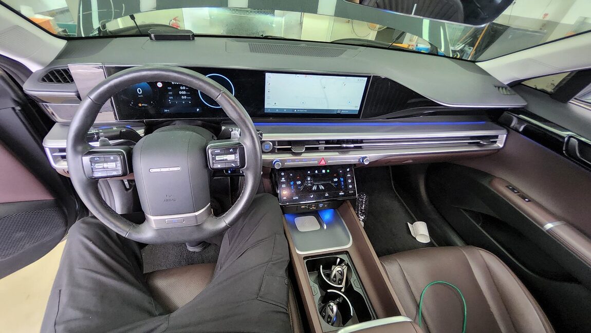 HYUNDAI THE ALL NEW GRANDEUR GASOLINE 2.5 PREMIUM 2023 - zdjęcie 11