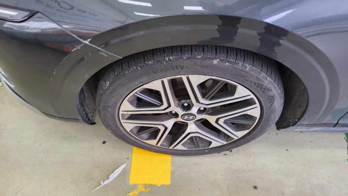 HYUNDAI THE ALL NEW GRANDEUR GASOLINE 2.5 PREMIUM 2023 - zdjęcie 24