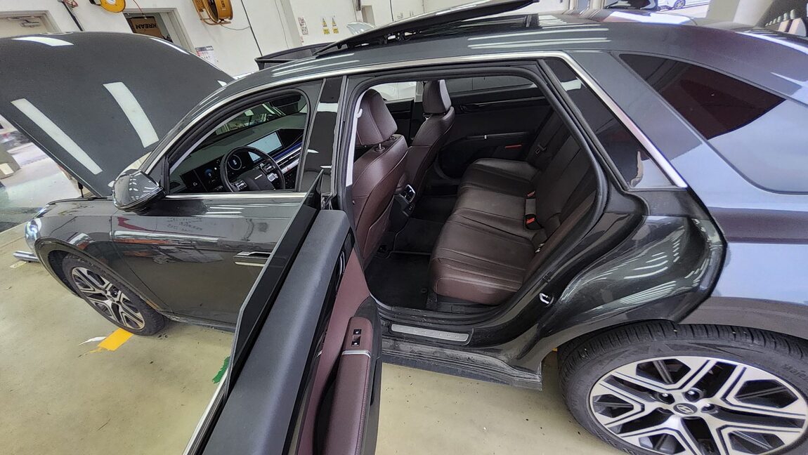 HYUNDAI THE ALL NEW GRANDEUR GASOLINE 2.5 PREMIUM 2023 - zdjęcie 12