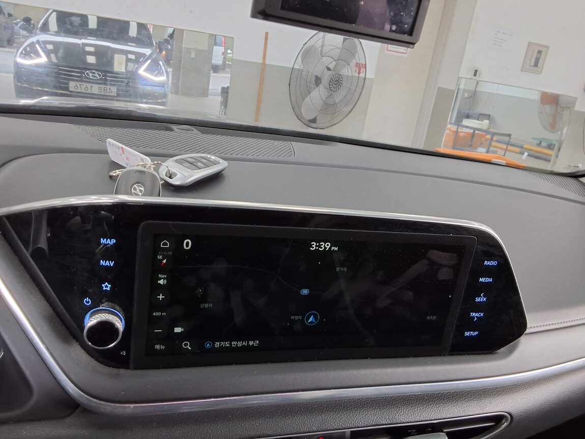 HYUNDAI SONATA (DN8) L2.0 PREMIUM 2020 - zdjęcie 17