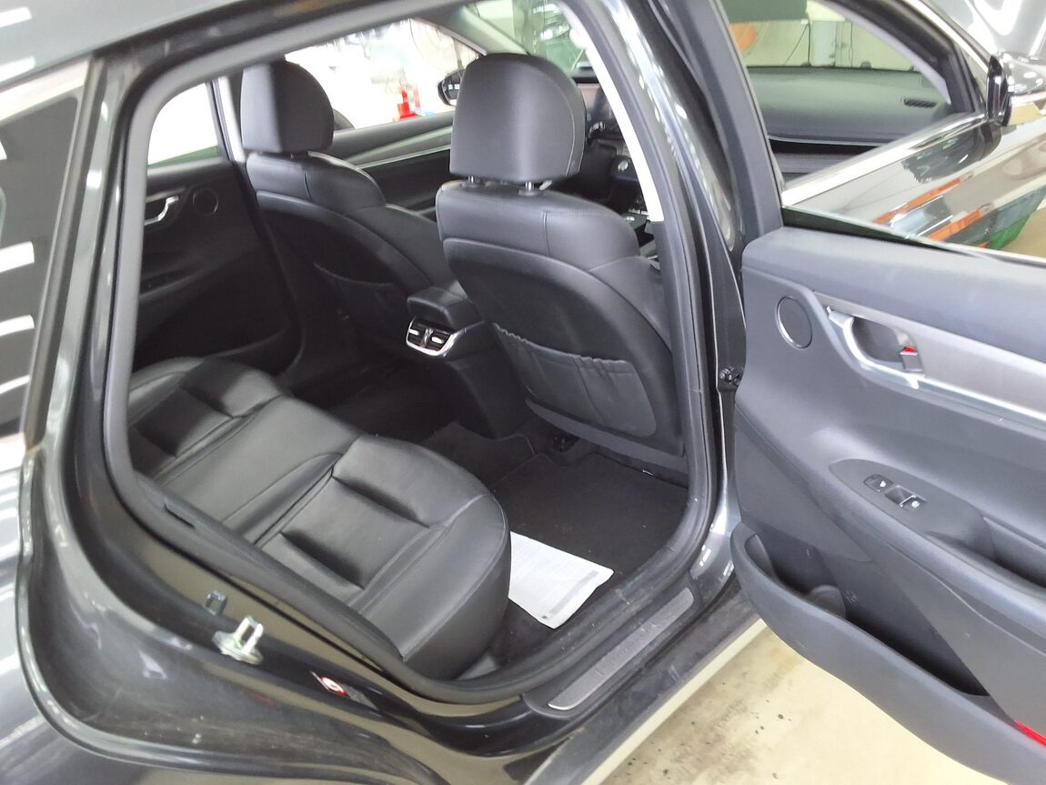 HYUNDAI THE NEW GRANDEUR IG GASOLINE 2.5 PREMIUM CHOICE 2021 - zdjęcie 13