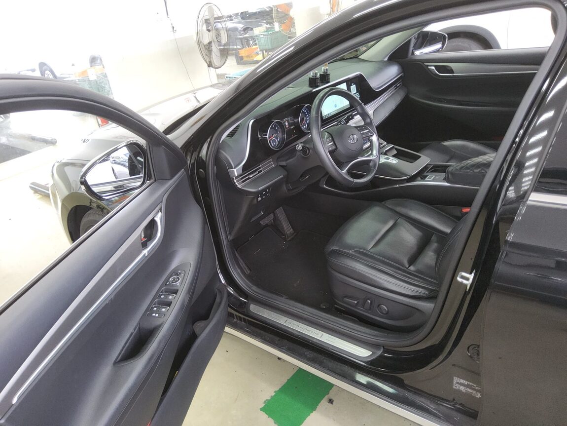 HYUNDAI THE NEW GRANDEUR IG GASOLINE 2.5 PREMIUM 2022 - zdjęcie 10