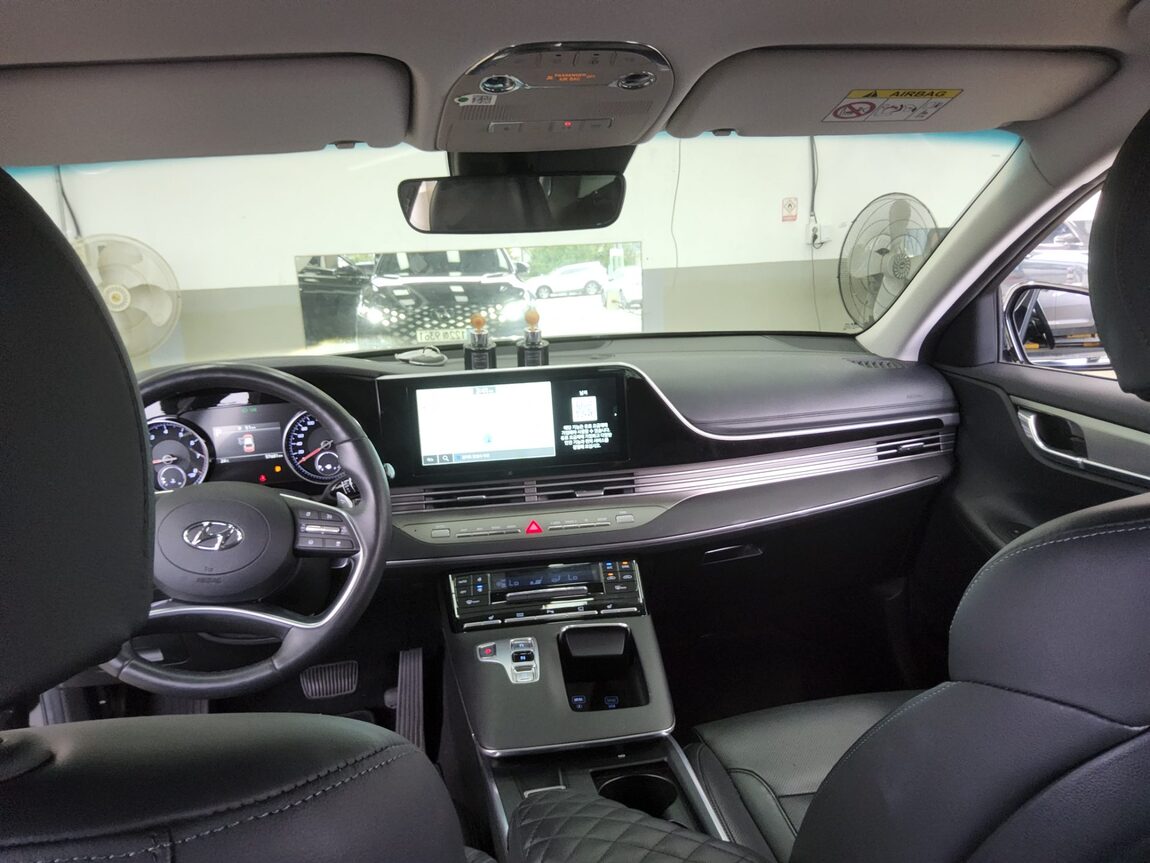 HYUNDAI THE NEW GRANDEUR IG GASOLINE 2.5 PREMIUM 2022 - zdjęcie 11