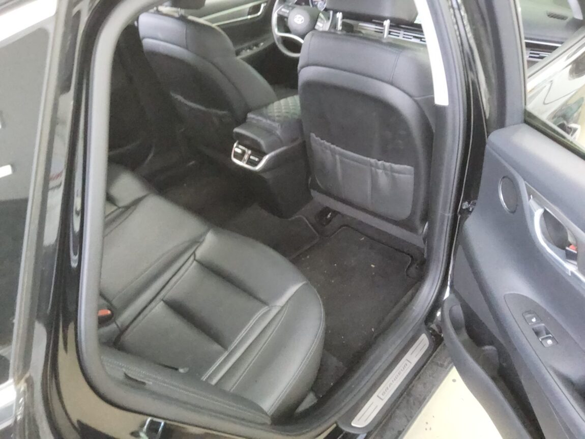 HYUNDAI THE NEW GRANDEUR IG GASOLINE 2.5 PREMIUM 2022 - zdjęcie 13