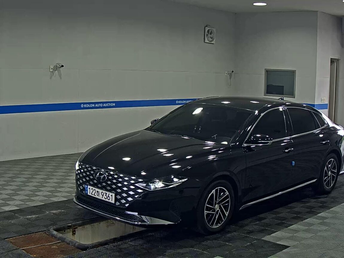 HYUNDAI THE NEW GRANDEUR IG GASOLINE 2.5 PREMIUM 2022 - zdjęcie 2