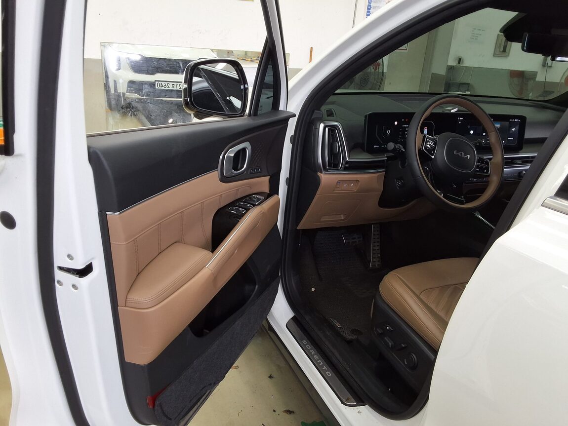 KIA THE NEW SORENTO HYBRID (MQ4) 1.6 HEV 2WD SIGNATURE 2024 - zdjęcie 10