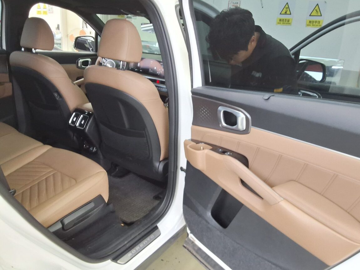 KIA THE NEW SORENTO HYBRID (MQ4) 1.6 HEV 2WD SIGNATURE 2024 - zdjęcie 13