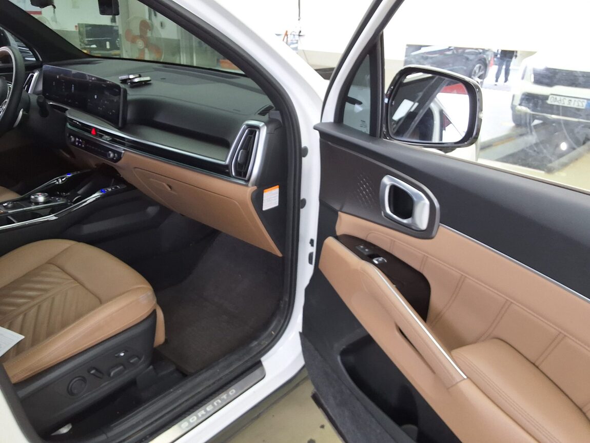 KIA THE NEW SORENTO HYBRID (MQ4) 1.6 HEV 2WD SIGNATURE 2024 - zdjęcie 14