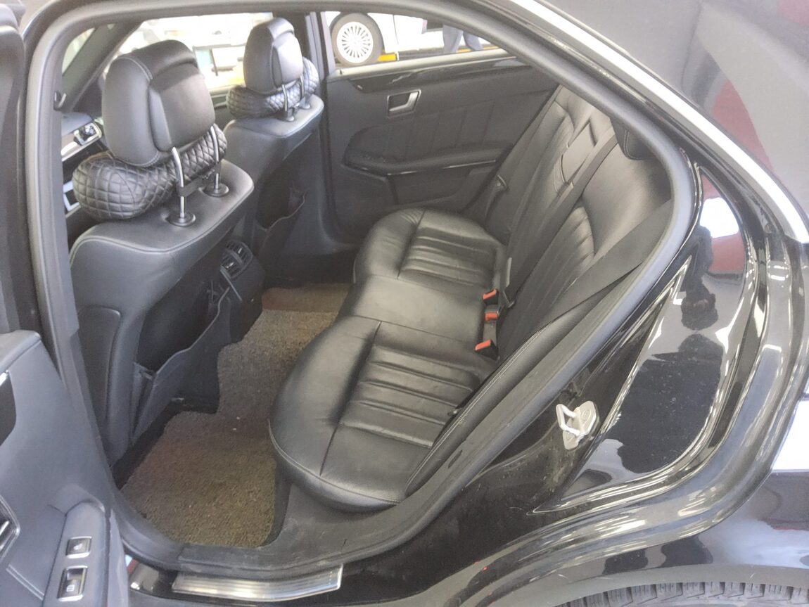 MERCEDES-BENZ E-CLASS (4TH GEN) E220 CDI AVANTGARDE 2014 - zdjęcie 12