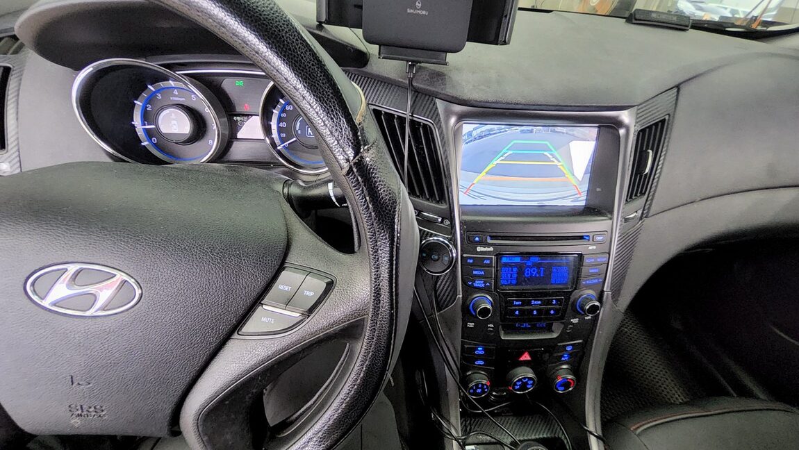 HYUNDAI SONATA THE BRILLIANT LPi RENTAL CAR STYLE 2013 - zdjęcie 19