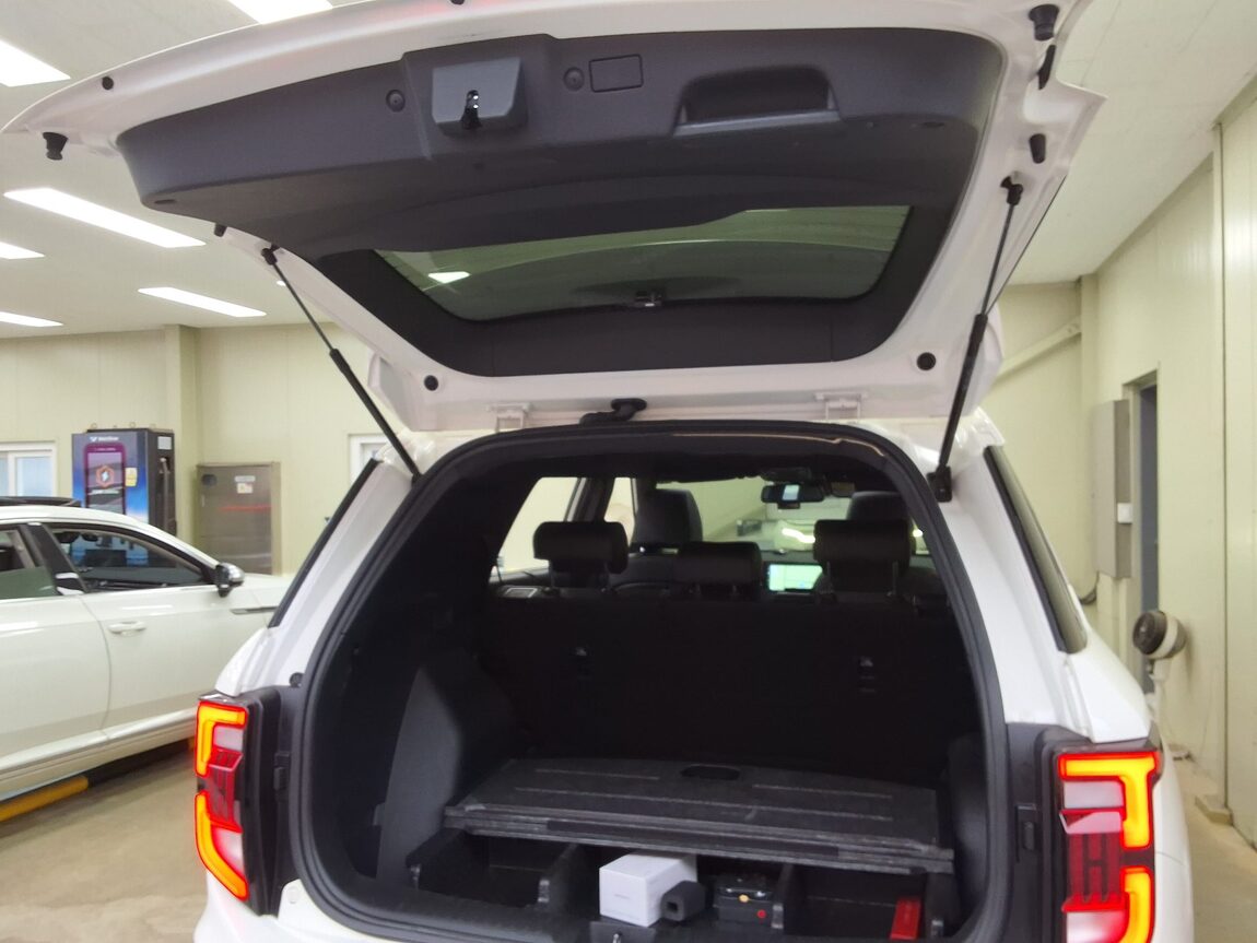 KG MOBILITY (SSANGYONG) TORRES 1.5 GDI-T 2WD T7 2023 - zdjęcie 16