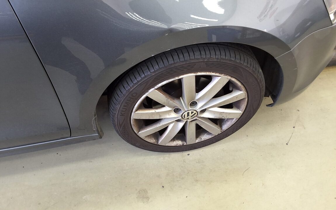 VOLKSWAGEN JETTA (6TH GEN) 2.0 TDI 2013 - zdjęcie 26