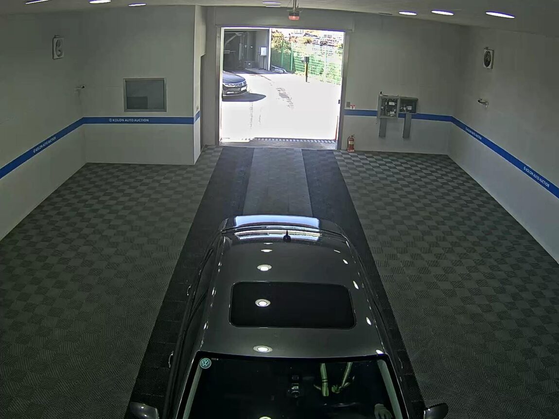 VOLKSWAGEN JETTA (6TH GEN) 2.0 TDI 2013 - zdjęcie 7