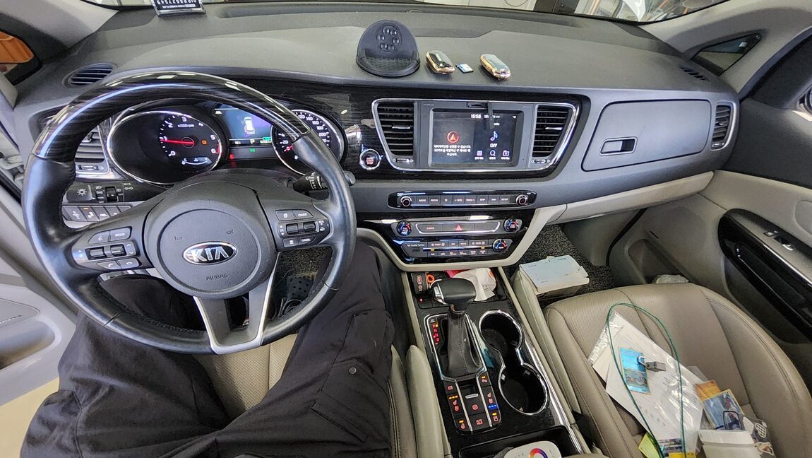 KIA THE NEW CARNIVAL 9-SEATER DIESEL NOBLESSE SPECIAL 2019 - zdjęcie 11