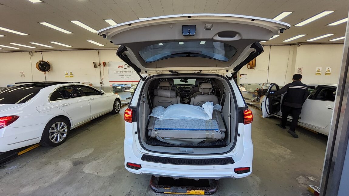 KIA THE NEW CARNIVAL 9-SEATER DIESEL NOBLESSE SPECIAL 2019 - zdjęcie 15