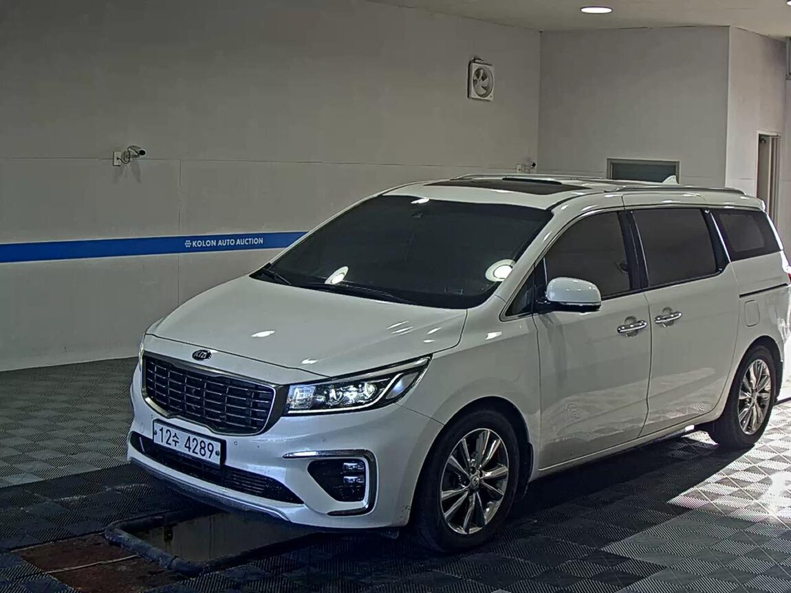 KIA THE NEW CARNIVAL 9-SEATER DIESEL NOBLESSE SPECIAL 2019 - zdjęcie 2
