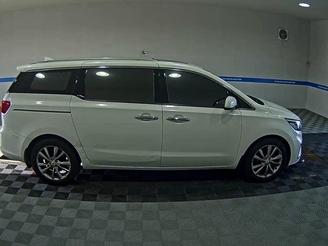KIA THE NEW CARNIVAL 9-SEATER DIESEL NOBLESSE SPECIAL 2019 - zdjęcie 4