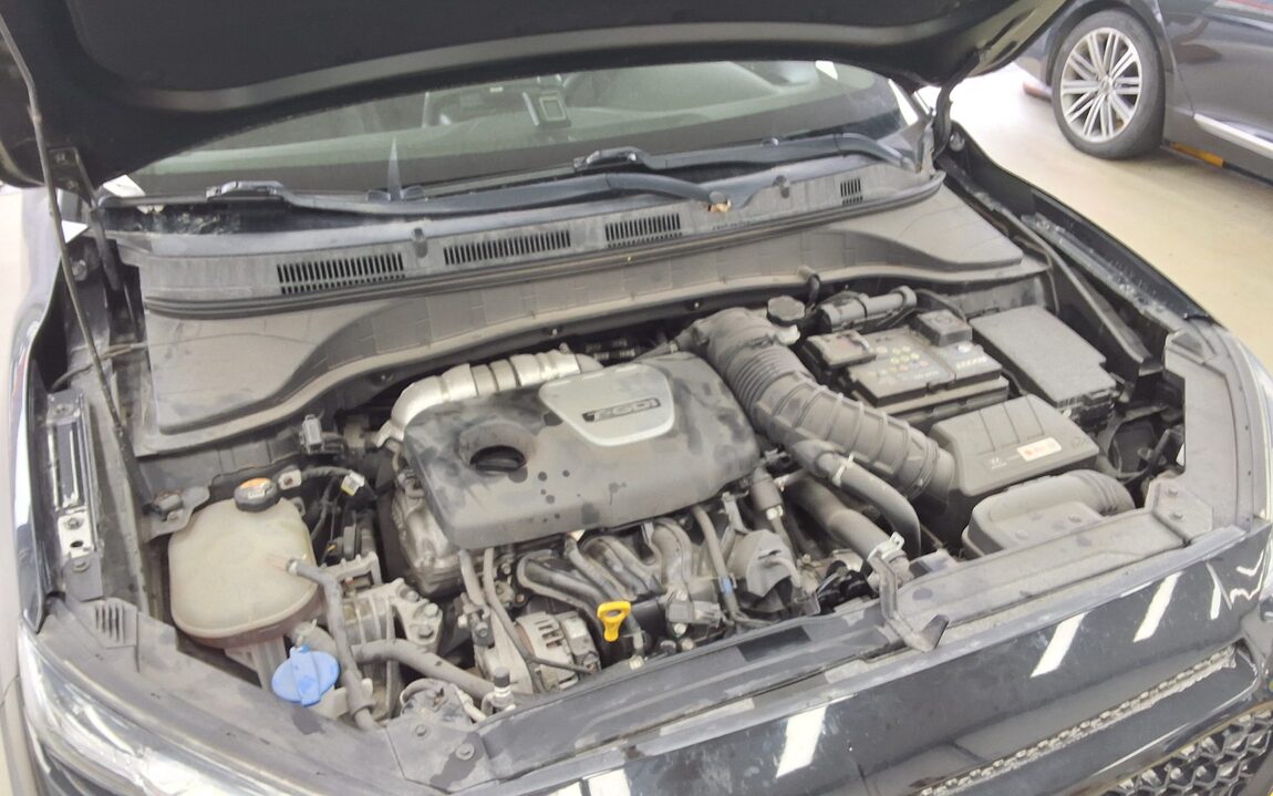 HYUNDAI KONA 1.6 GASOLINE 2WD MODERN POP 2018 - zdjęcie 21