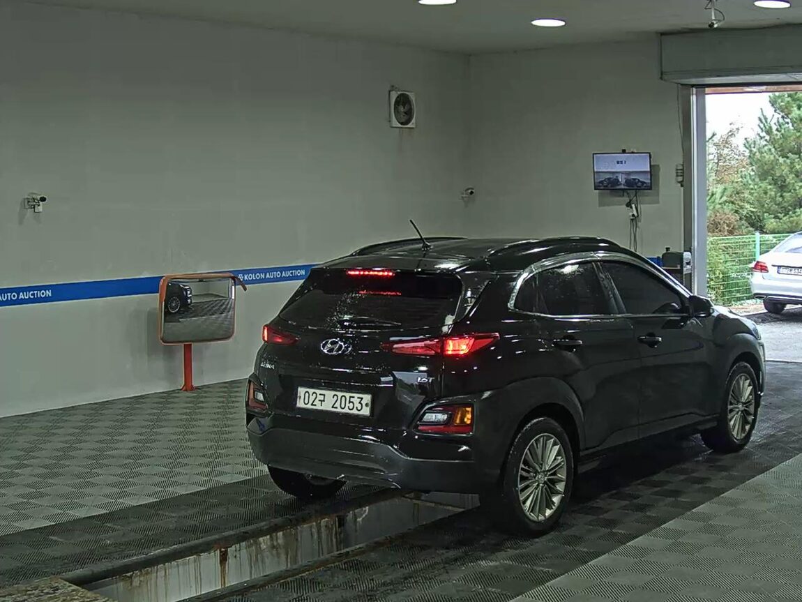 HYUNDAI KONA 1.6 GASOLINE 2WD MODERN POP 2018 - zdjęcie 5