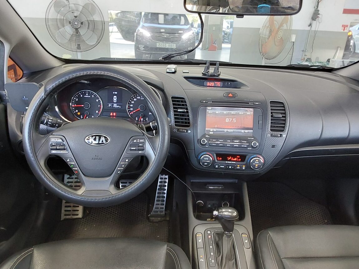 KIA K3 1.6 GDI NOBLESSE 2013 - zdjęcie 11