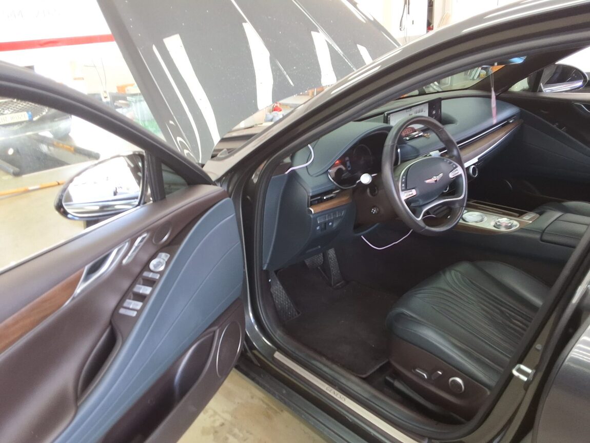 GENESIS THE ALL NEW G80 GASOLINE 2.5 2WD BASE MODEL 2021 - zdjęcie 10