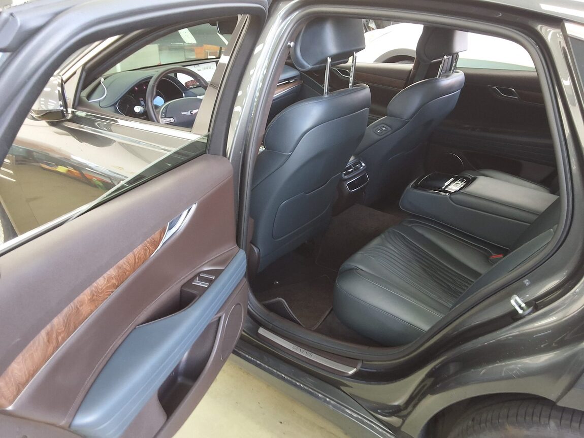 GENESIS THE ALL NEW G80 GASOLINE 2.5 2WD BASE MODEL 2021 - zdjęcie 12