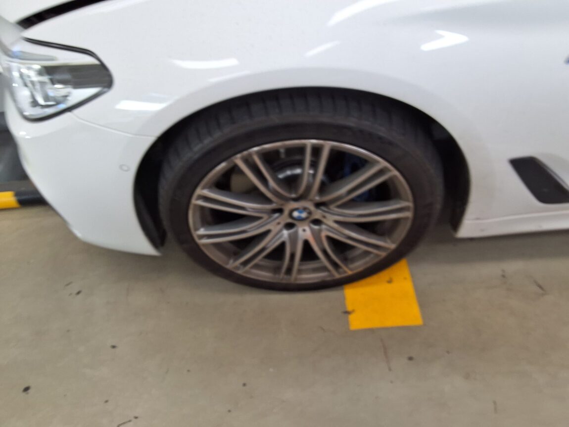 BMW 5 SERIES (7TH GEN) 530i M SPORT PACK PLUS 2017 - zdjęcie 19