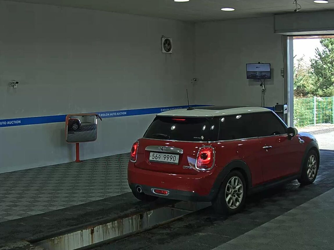 MINI COOPER (3RD GEN) 1.5 HIGH 2014 - zdjęcie 5