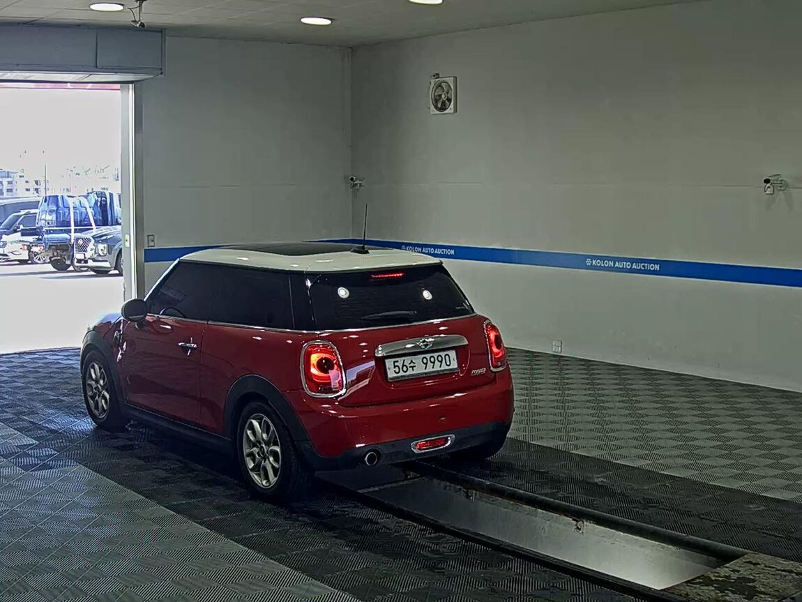 MINI COOPER (3RD GEN) 1.5 HIGH 2014 - zdjęcie 6