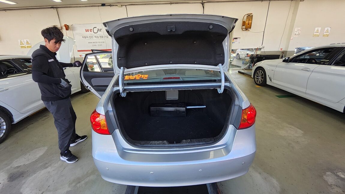 HYUNDAI AVANTE HD 1.6 VGT DIESEL S16 LUXURY 2007 - zdjęcie 15
