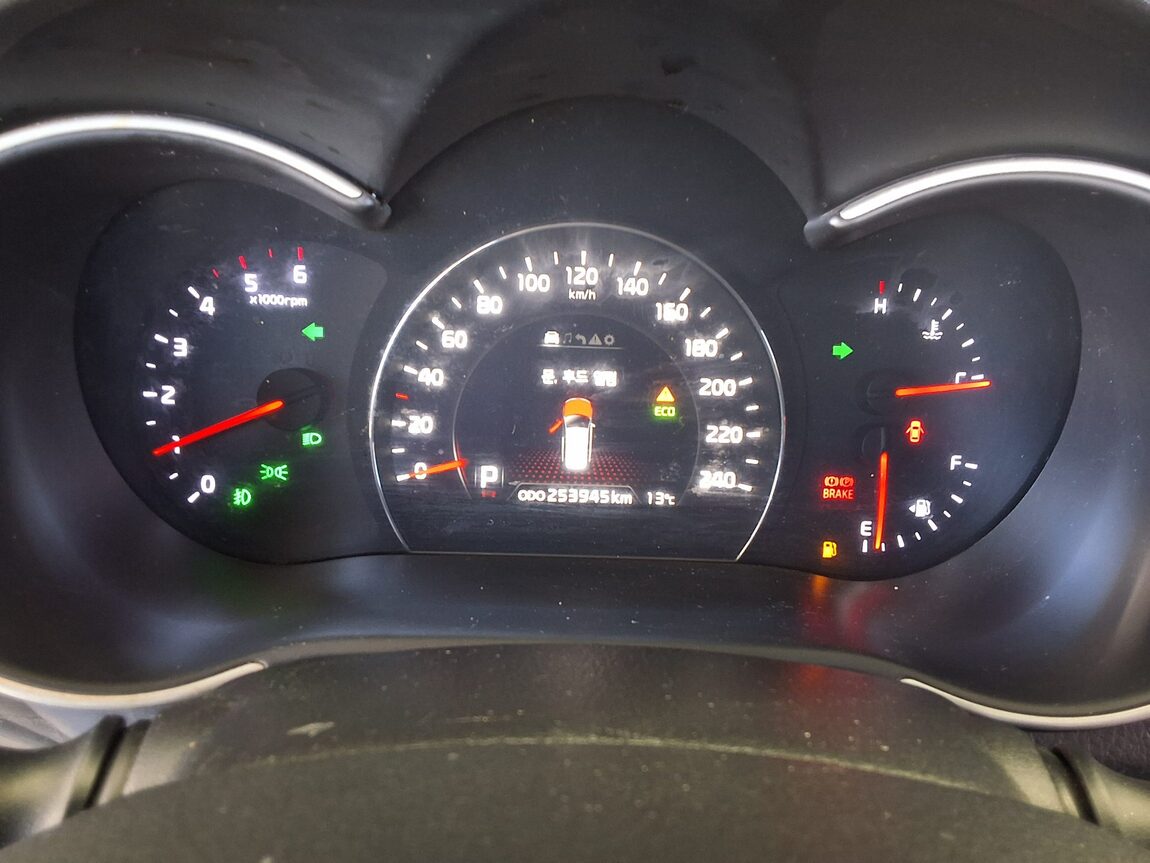 KIA NEW SORENTO R R2.0 2WD LIMITED 2014 - zdjęcie 9