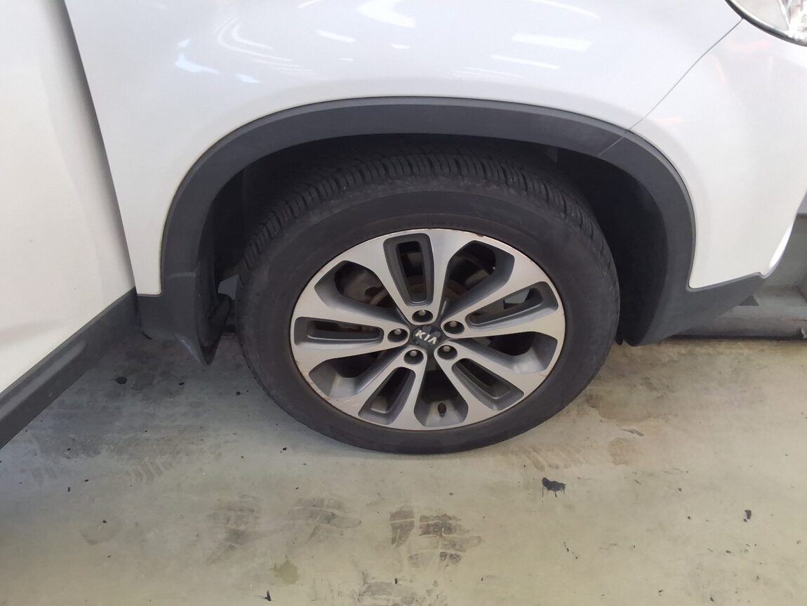 KIA NEW SORENTO R R2.0 2WD LIMITED 2014 - zdjęcie 23