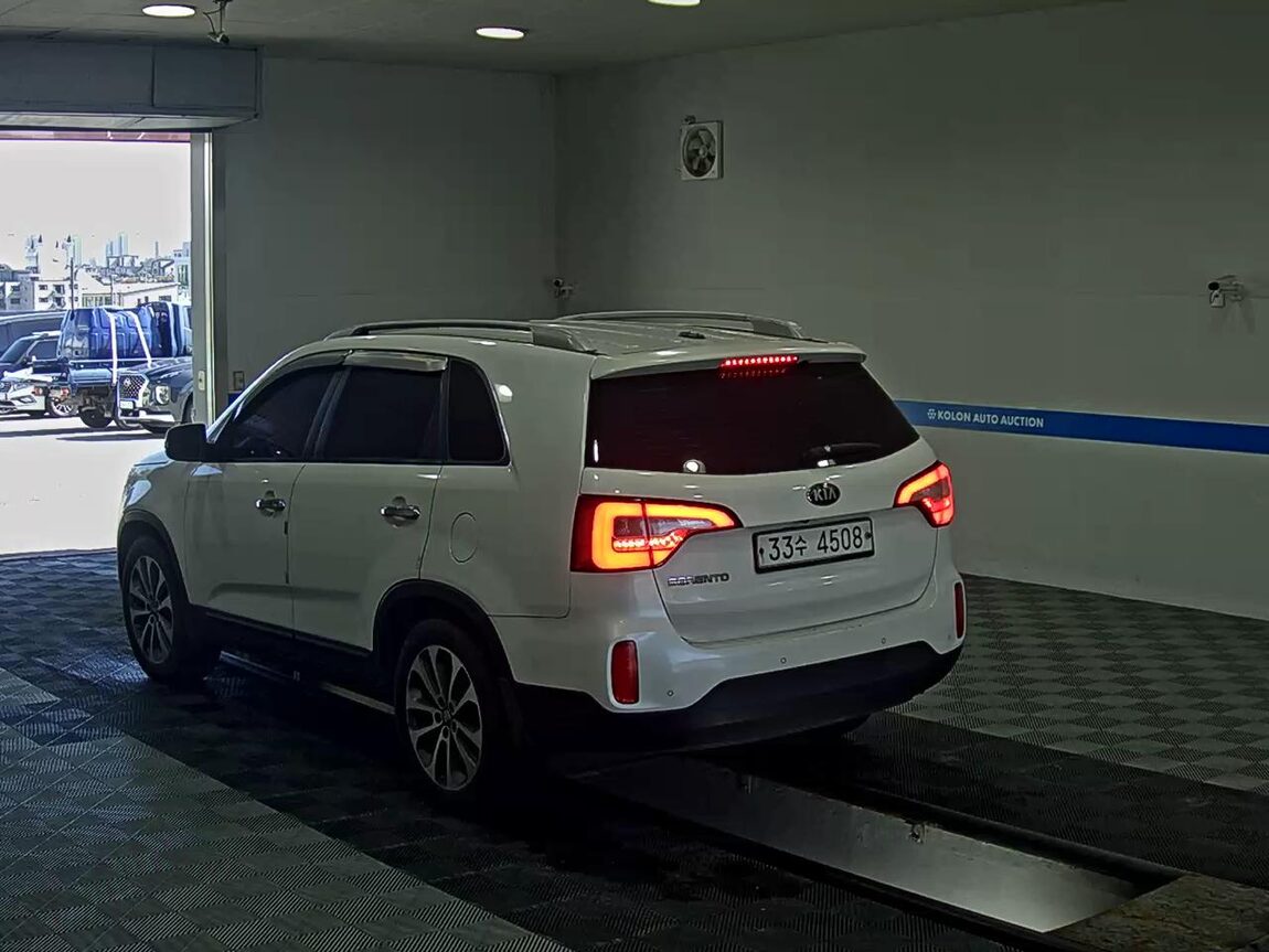 KIA NEW SORENTO R R2.0 2WD LIMITED 2014 - zdjęcie 6